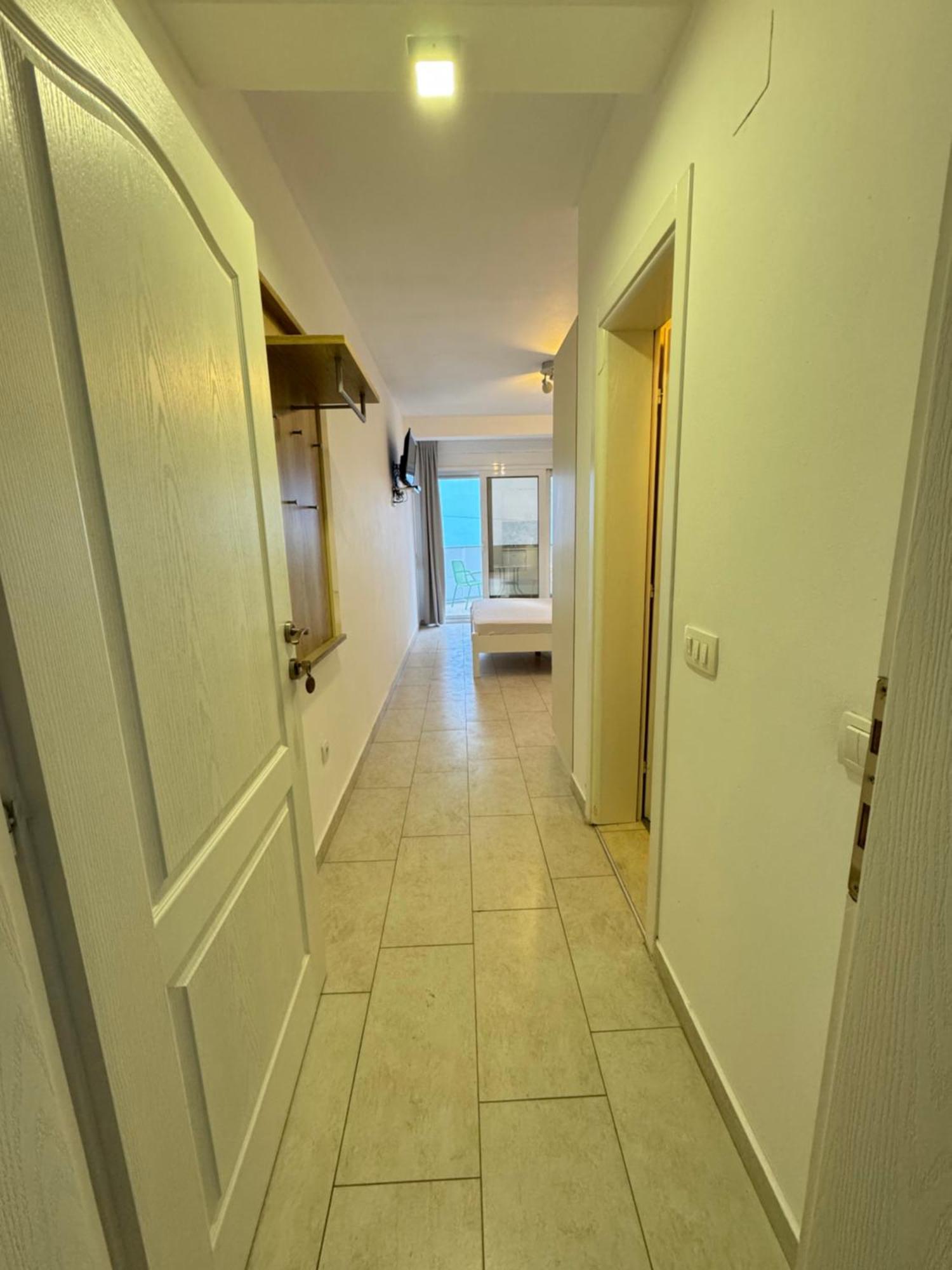 Harasta Lux Apartment Bar Exterior foto
