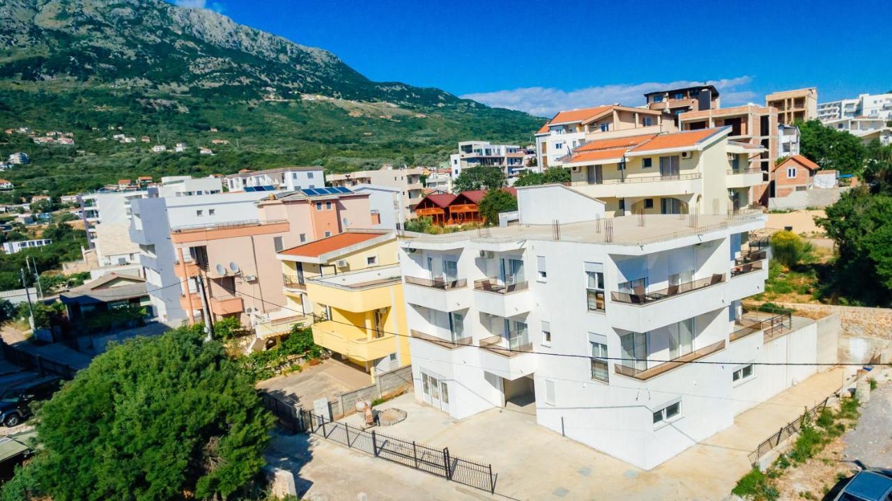 Harasta Lux Apartment Bar Exterior foto