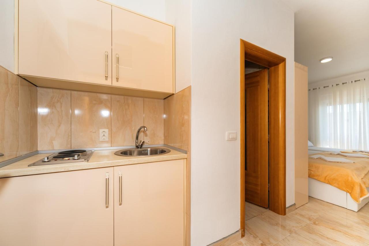 Harasta Lux Apartment Bar Exterior foto