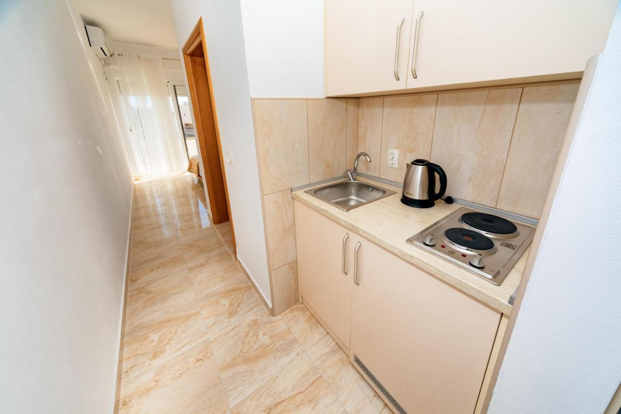 Harasta Lux Apartment Bar Exterior foto