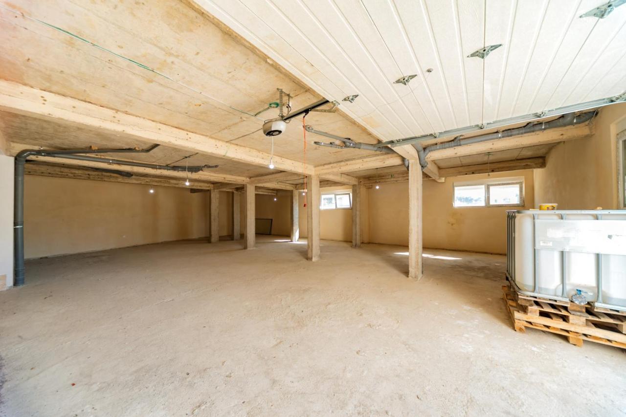 Harasta Lux Apartment Bar Exterior foto